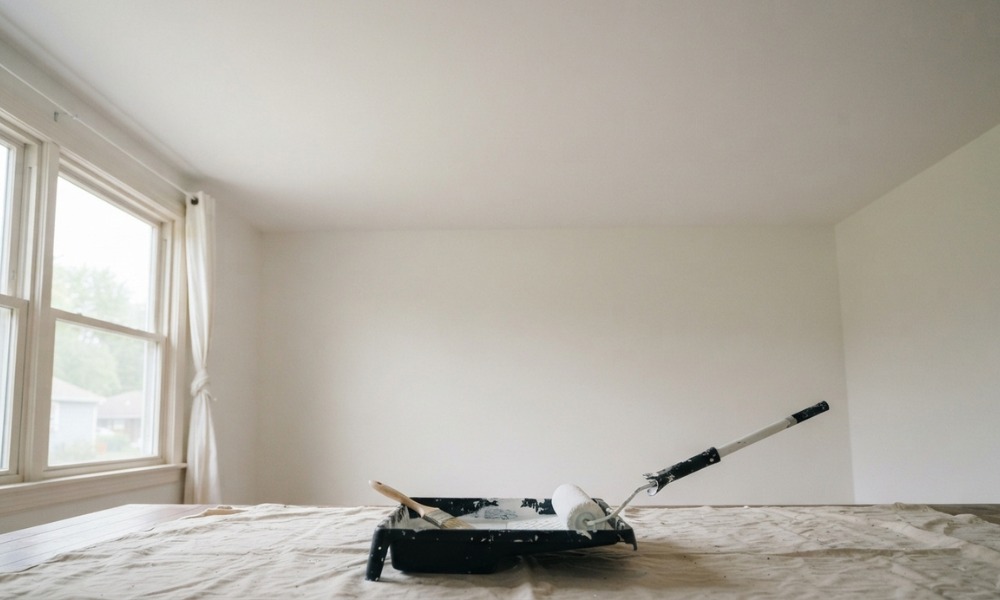 smooth freshly primed white ceiling